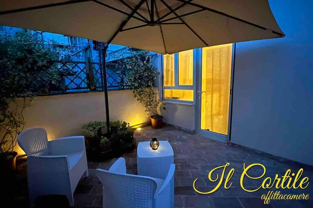 Affittacamere Il Cortile Chiaravalle Marche Exteriör bild